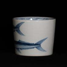 画像をギャラリービューアに読み込む, 染付(そめつけ)蕎麦猪口(そばちょこ)-秋刀魚(さんま)-