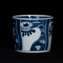 画像をギャラリービューアに読み込む, 染付(そめつけ)蕎麦猪口(そばちょこ)-酒樽(さかだる)