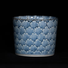 画像をギャラリービューアに読み込む, 染付(そめつけ)蕎麦猪口(そばちょこ)-花弁文(はなびらもん)-