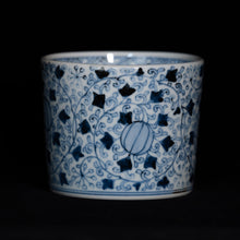 画像をギャラリービューアに読み込む, 染付(そめつけ)蕎麦猪口(そばちょこ)-風船蔓唐草(ふうせんかずらからくさ)-