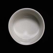 画像をギャラリービューアに読み込む, 染付(そめつけ)蕎麦猪口(そばちょこ)-藤棚(ふじだな)ー