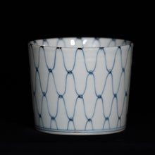 画像をギャラリービューアに読み込む, 染付(そめつけ)蕎麦猪口(そばちょこ)-網(あみ)