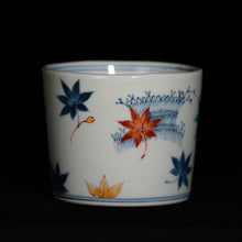 画像をギャラリービューアに読み込む, 染錦(そめにしき)蕎麦猪口(そばちょこ)-紅葉散し文(もみじちらし)