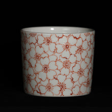 画像をギャラリービューアに読み込む, 錦(にしき)蕎麦猪口(そばちょこ)-赤絵桜詰(あかえ さくらづめ)