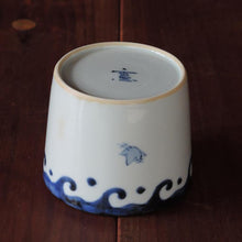 画像をギャラリービューアに読み込む, 染付(そめつけ)蕎麦猪口(そばちょこ)-波千鳥(なみちどり)