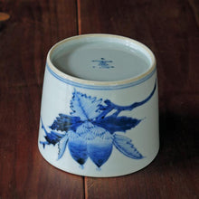 画像をギャラリービューアに読み込む, 染付(そめつけ)蕎麦猪口(そばちょこ)-栗(くり)