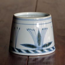 画像をギャラリービューアに読み込む, 染付(そめつけ)蕎麦猪口(そばちょこ)-注連縄(しめなわ)