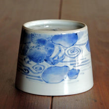 画像をギャラリービューアに読み込む, 染付(そめつけ)蕎麦猪口(そばちょこ)-沢蟹(さわがに)-