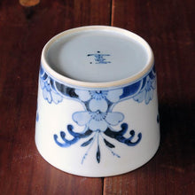 画像をギャラリービューアに読み込む, 染付(そめつけ)蕎麦猪口(そばちょこ)-波桜(なみざくら)-